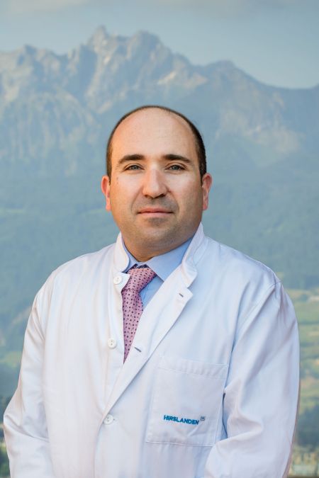 Dr. med. Georgios Peros